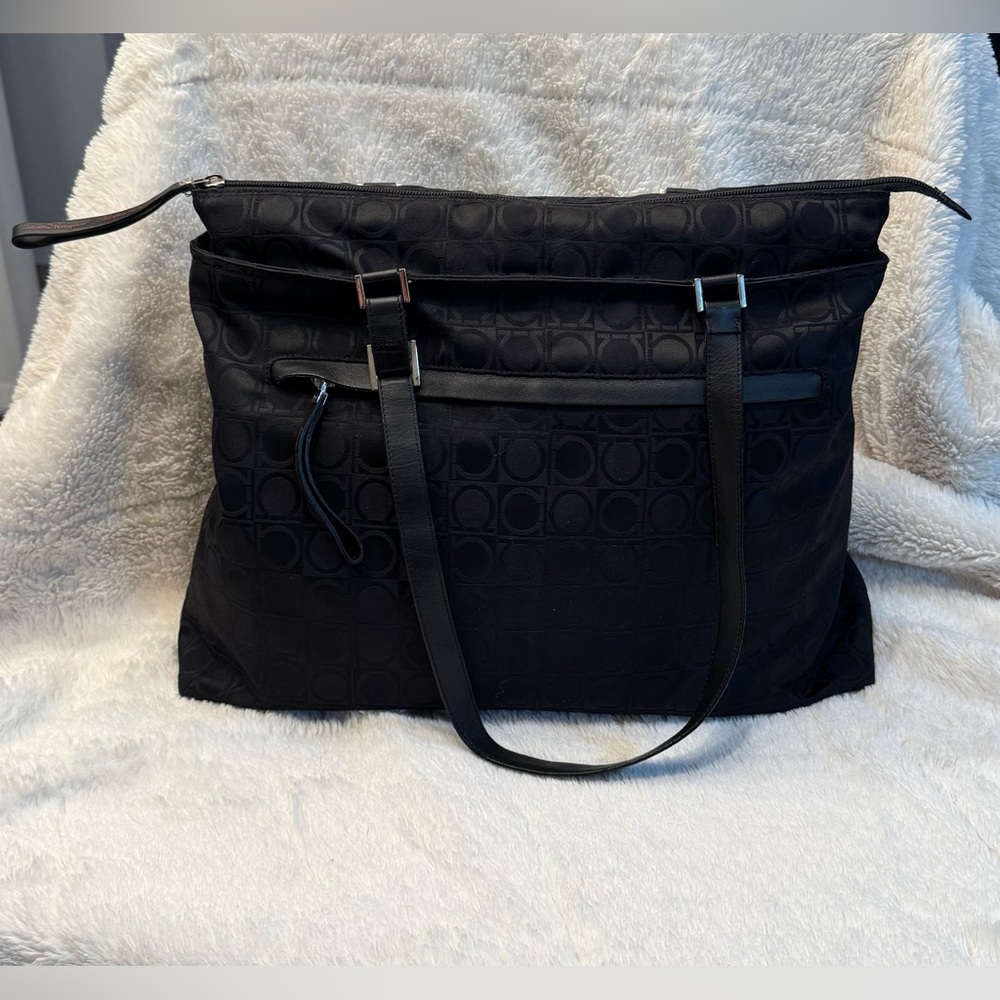 EUC Vintage Salvatore Ferragamo Jacquard Gancini Bag - Picture 5 of 13